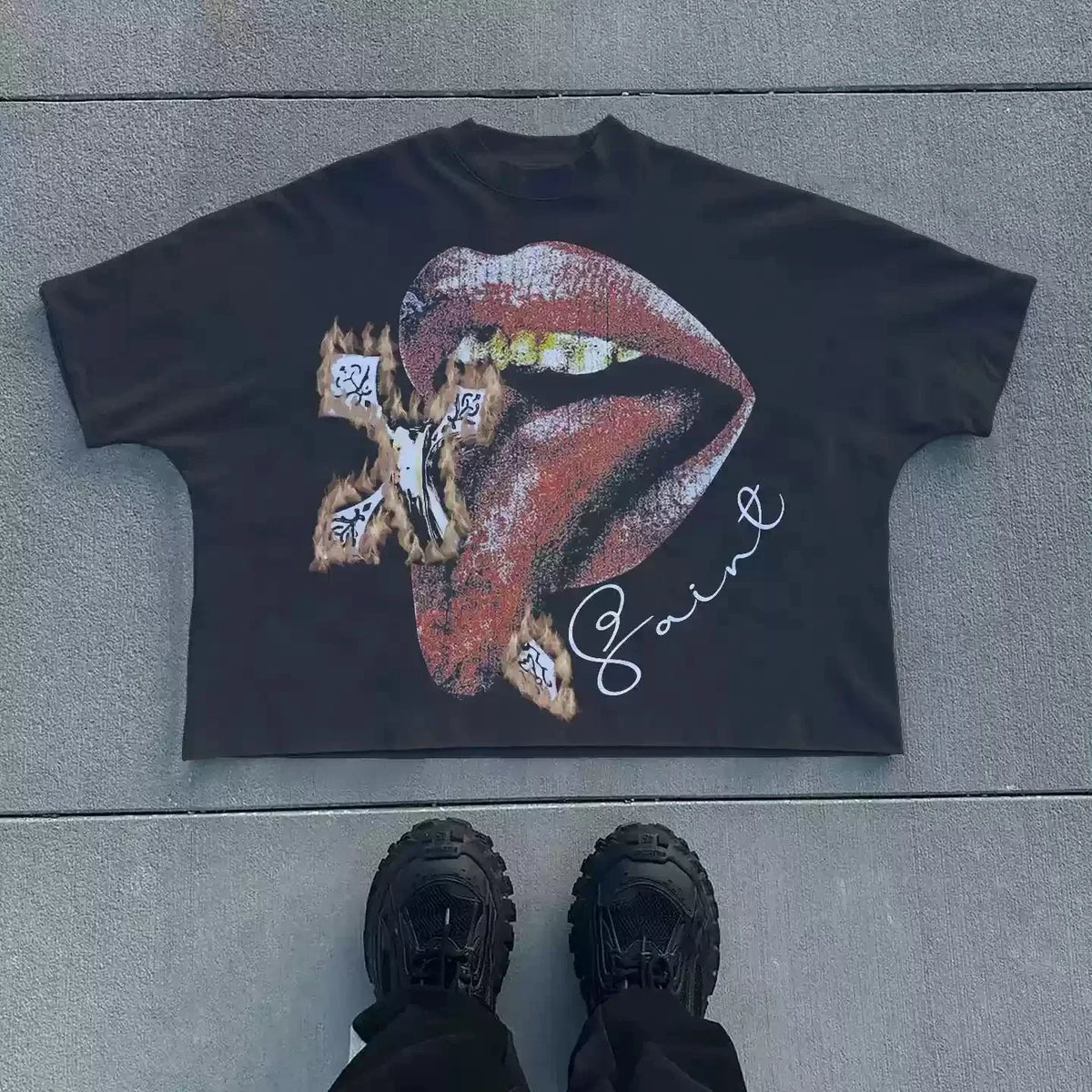 Saint Tee
