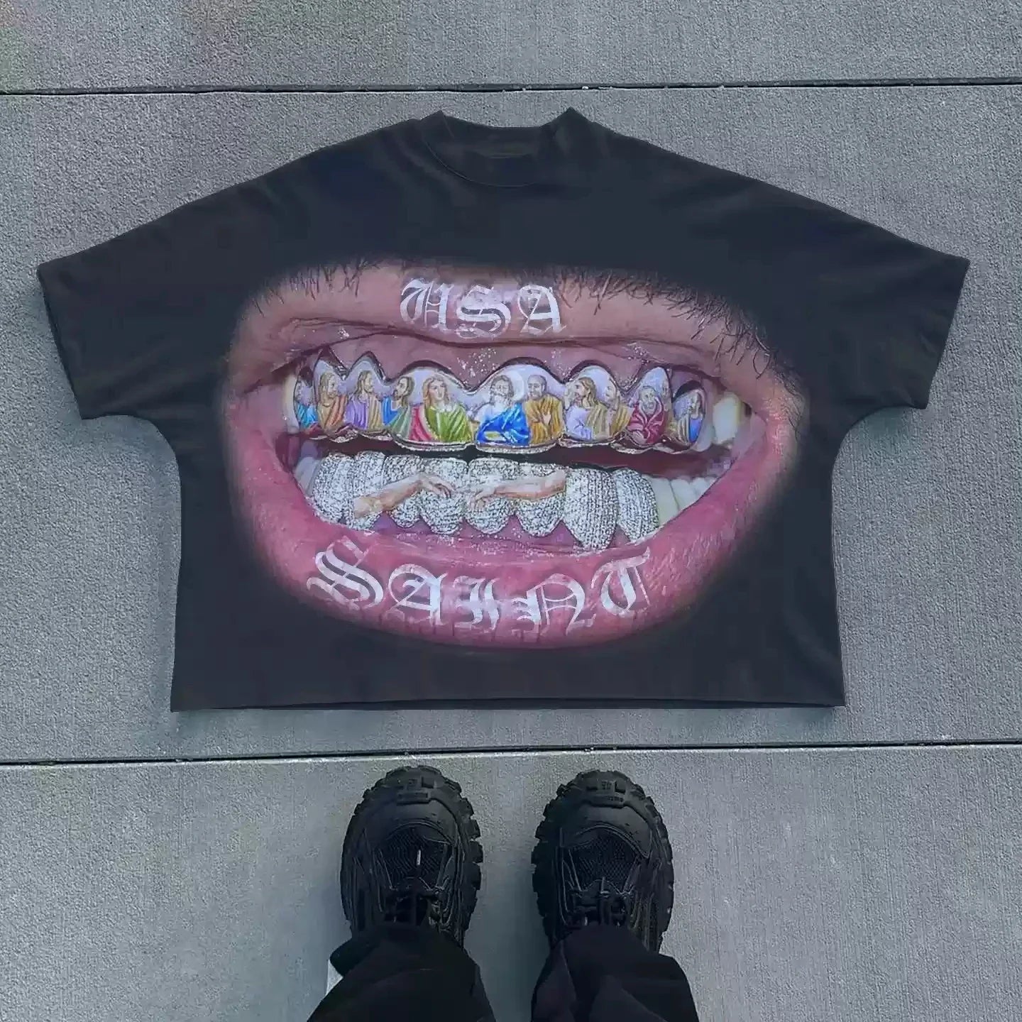 Saint Tee
